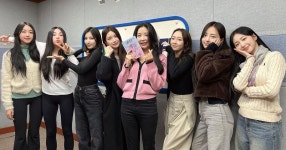 앨리스 레이나 - 세리에매니아