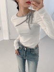 시프트에잇 리본 사선 스트랩 티셔츠 3color