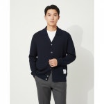 톰브라운 남성 로고 패치 네이비 가디건 MJT380A J0083 415