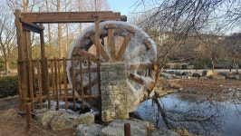 물레방아에도 얼음이... > 자유게시판 물레방아에도 얼음이... > SIR