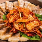 원조 명동칼국수 서울성모병원점 | 원조 명동칼국수 겉절이 마늘김치 1kg - 이마트몰