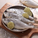 [전국택배][냉동][국산] 바다목장 참굴비 세트 5호 (10미 1.3kg 이상/22-23cm 내외) - 이마트몰, 원하는 상품을 원하는 시간에 쓱, 이마트몰... 