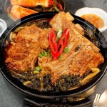 [4팩] 부드러운 국내산 우거지와 두툼한 고기 진국 뼈해장국 1kg 4팩 - 이마트몰