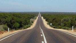 SBS Language | The unique Indian Pacific cycling race The unique Indian Pacific cycling race