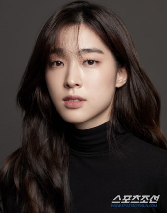 [공식]신예 최성은, 한소희 하차한 영화 '젠틀맨' 새 주인공 발탁 | 스포츠조선 [공식]신예 최성은, 한소희 하차한 영화 '젠틀맨' 새 주인공 발탁