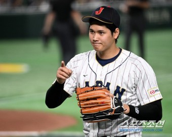 '오타니 장기계약'에 트라웃 들먹인 LAA 구단주, WBC 후 협상 본격… | 스포츠조선 '오타니 장기계약'에 트라웃 들먹인 LAA 구단주, WBC 후...