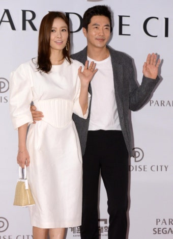 권상우 “손태영 얼굴 예뻐 결혼..실물 뛰어나 안 질려” (라디오쇼) … | 스포츠조선 권상우 “손태영 얼굴 예뻐 결혼..실물 뛰어나 안 질려”...