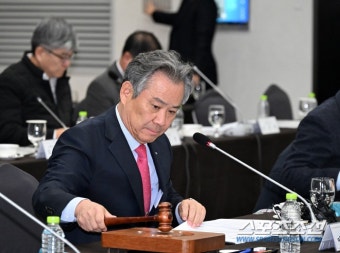 문체부,대한체육회 로잔사무소 설치 전격 승인 '한발 양보'...'전면전 … | 스포츠조선 문체부,대한체육회 로잔사무소 설치 전격 승인 '한발 양보'.....