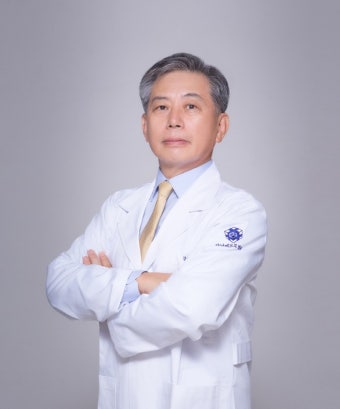 봄철 나들이 관절·뼈 부상 안 당하려면? | 스포츠조선 봄철 나들이 관절·뼈 부상 안 당하려면?