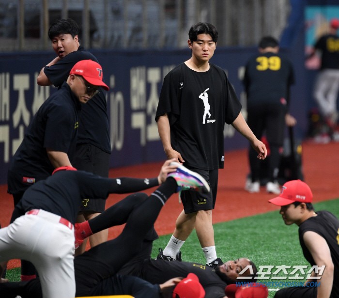김도영의 홈런으로 대한민국, 쿠바 꺾고 프리미어12 첫 승리!