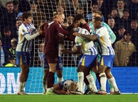 우주 대명장이 4연패라니 충격에 EPL 우승 내려놓은 과르디올라... 스포츠조선 우주 대명장이 4연패라니 충격에 EPL 우승 내려놓은... 