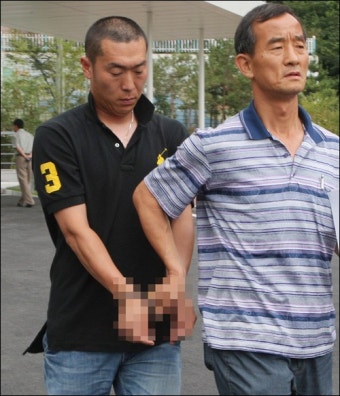 롯데, 폭행 사건 정수근 임의탈퇴 처리...17일 구속 여부 결정 롯데, 폭행 사건 정수근 임의탈퇴 처리...17일 구속 여부 결정