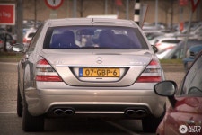 Mercedes-Benz S 63 AMG W221 - 09 February 2014 - Autogespot Mercedes-Benz S 63 AMG W221
