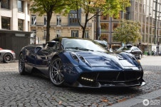 Pagani Huayra Pearl - 27 August 2017 - Autogespot Pagani Huayra Pearl