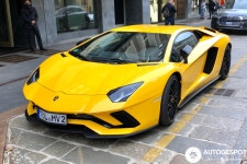 Lamborghini Aventador S LP740-4 - 04 December 2020 - Autogespot Lamborghini Aventador S LP740-4