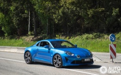 Alpine A110 Légende GT - 09 May 2025 - Autogespot Alpine A110 Légende GT