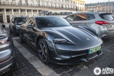 Porsche Taycan Turbo S Cross Turismo - 26 May 2025 - Autogespot Porsche Taycan Turbo S Cross Turismo