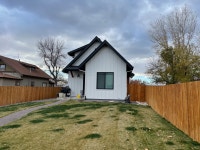 Yard of the Week: Enhanced Outdoor Living for Empty Nesters