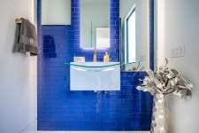 Redwood Creek #1 - Contemporary - Bathroom - Dallas - by Custom Homes of Texas | Houzz