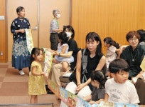 絵本作家自らが 作品読み聞かせ　小松市民センター：北陸中日新聞Web