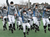 새한들에프엔비 | 中京大中京の151キロ右腕・畔柳「目標は日本一」 先輩たちの分まで甲子園で躍動する!!【センバツ】：中日スポーツ・東京中日スポーツ...