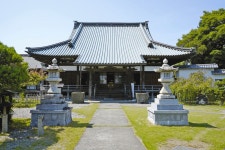 家康助けて碁仲間に？　浜松・妙恩寺　当時の住職、逸話残る　掛け軸や寺紋「縁の証し」：中日新聞しずおかWeb