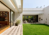 DCPP Arquitectos fits Mexico City house around a courtyard