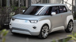 Fiat Chrysler and iPhone-maker Foxconn to team up on electric car in China | Fox News Fiat Chrysler and iPhone-maker Foxconn to... 