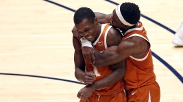Jones 3 lifts No. 4 Texas over No. 14 West Virginia 72-70 | Fox News Jones 3 lifts No. 4 Texas over No. 14 West Virginia 72-70