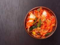간수 뺀 천일염으로 담근 김치, 다이어트에도 좋다.