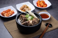 부드러운 고기와 진한 국물! 명품 갈비탕 맛집