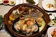 용왕님의 여름 보양식, 국물 끝내주는 해신탕 맛집 추천