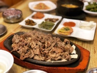 훈연향 가득한 살점, 숯불 불고기 맛집 5곳