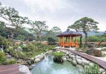 집 밖 마당에 가족만의 프라이빗한 휴식 공간 만들어볼까?