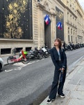 김세정이 다녀 온 프랑스 파리 여행지는?