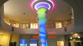 5060 추억의 도시 부활... 7년 만에 방문객 300만 돌파 앞둔 온천 도시