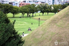 클래식과 레트로, 힙을 잇는 시간의 경주