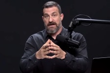 Neuroscientist and podcaster Andrew Huberman opts for silence after backlash Neuroscientist and podcaster Andrew Huberman opts... 