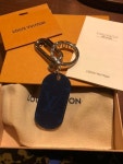 カテゴリ LOUIS クレ・ミリタリー タブの通販 by 買取小町 ラクマ店｜ルイヴィトンならラクマ VUITTON - ルイヴィトン ポルト レザーをあ