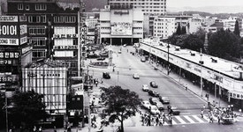 라떼기자의 now & then [6회] 낙원악기상가 ‘한국의 시대상을 읽다’ : ZUM 뉴스 라떼기자의 now & then  [6회] 낙원악기상가  ‘한국의... 