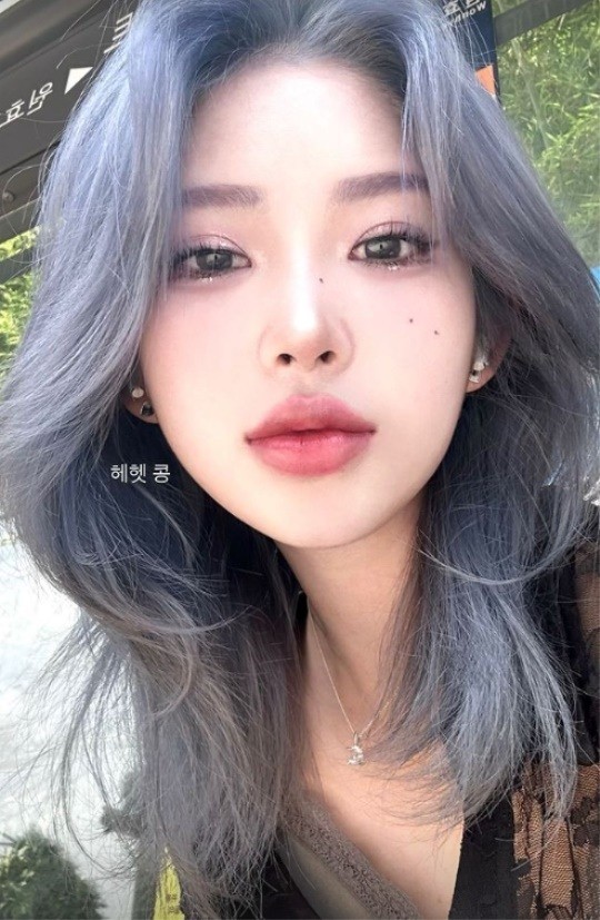 모델 최준희, 어머니와의 닮은꼴 인정받아 런웨이에서 빛나는 중 [100자]