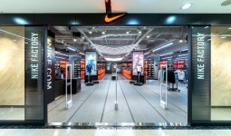 나이키 현대 가산. 금천구, KOR. Nike.com SI