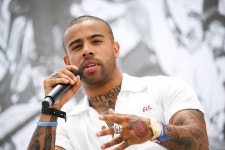                             Vic Mensa Announces Shoe Giveaway In Response To Chicago Police Bait Truck Operation... 