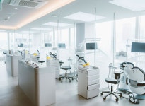 티유치과의원 기업정보 - 채용 0건, 평균연봉 5,453만원, 인원 61명, 업력 7년, 서울 서초구 | 원티드