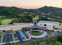 에이치원클럽 (H1 CLUB) 기업정보 - 채용 0건, 평균연봉 4,966만원, 인원 80명, 업력 30년, 경기 | 원티드 에이치원클럽 (H1 CLUB) 기업정보... 