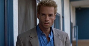 Nolans Memento To Receive Film Remake