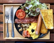 盤子大早餐 - By The Trays photo in Tuen Mun Hong Kong | OpenRice Hong Kong Photo of By The Tray (Tuen Mun) - K E V I N