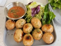 Hamburger Coffee Shop in Jordan Hong Kong | OpenRice Hong Kong Ham6baang6laang6 (Cheung Wah Commercial Building) (Jordan)