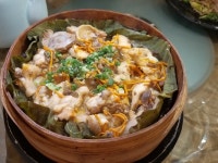 荷香蟲草花牛肝菌蒸沙欄雞 - Wing Gor Kitchens photo in Kwun Tong Hong Kong | OpenRice Hong Kong Photo of Wing Gor Kitchen... 