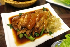 (小)泰式豬手 - Sam Pan Thai Fusion Cuisines photo in Quarry Bay Hong Kong | OpenRice Hong Kong Photo of Sam Pan Thai Fusion... 